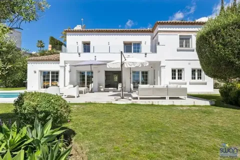 Casa de 412 m² a Estepona