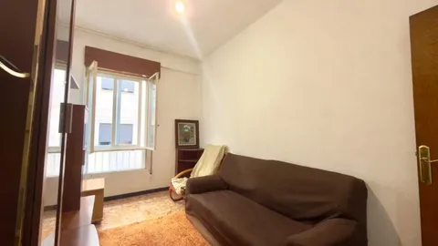 Pis de 75 m² a Ourense