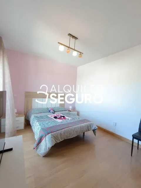Appartement 65 m² à Yeles