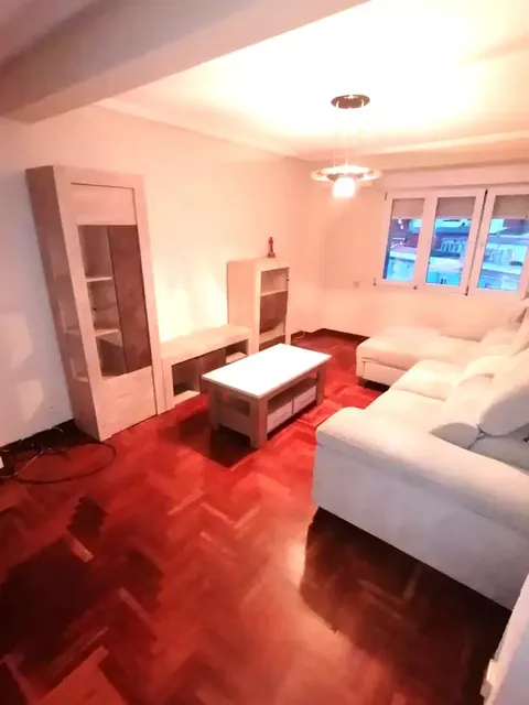 Pis de 80 m² a Gijón