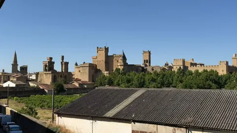 Haus 171 m² in Olite / Erriberri