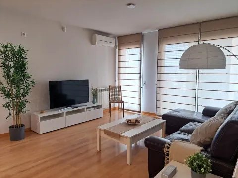 Wohnung 72 m² in Girona