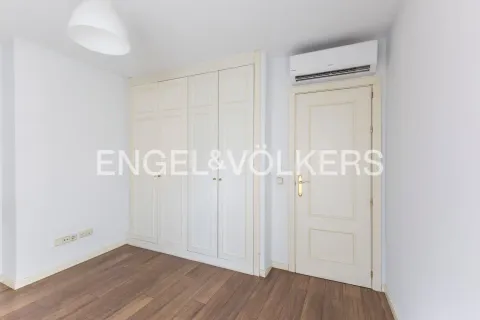 Квартира 158 м² в Мадриде