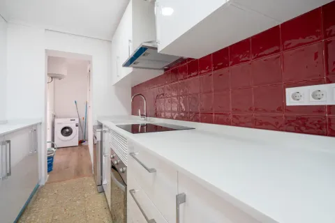 Wohnung 88 m² in Valencia