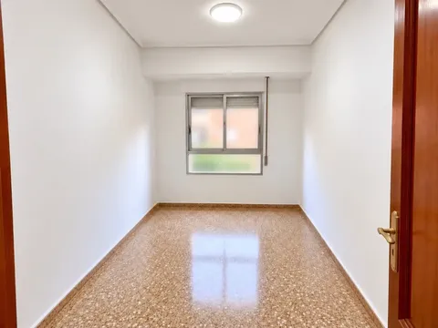 Pis de 90 m² a València