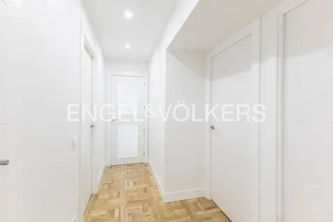 Appartamento 98 m² a Madrid