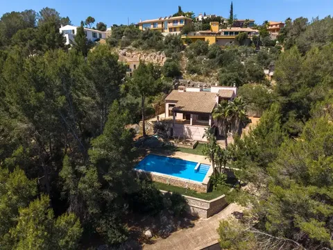 Casa de 450 m² a Esporles