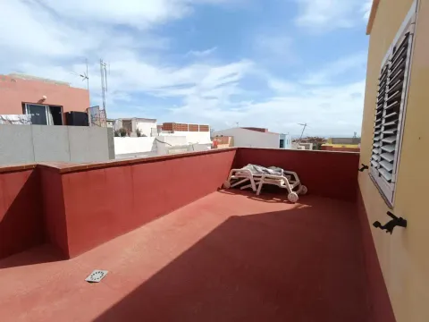 Piso de 70 m² en Santa Lucía de Tirajana (3/14)