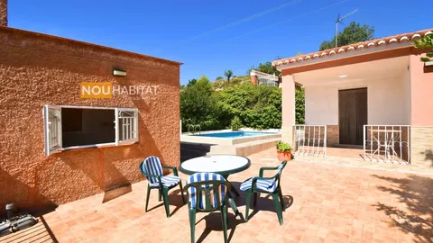 Haus 61 m² in Montroi / Montroy