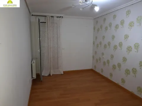 Flat 100 m² in Albacete