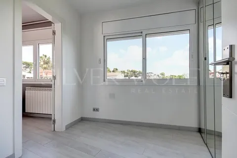 Будинок 434 м² у Castelldefels