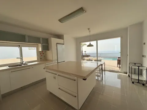 Casa 280 m² a El Rosario