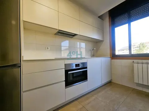 Wohnung 88 m² in Ourense