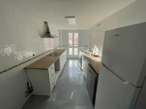Pis de 85 m² a Dos Hermanas