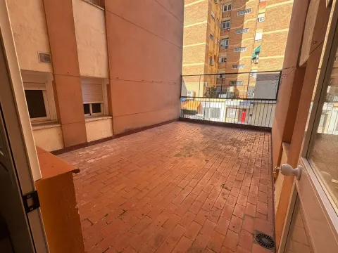 Pis de 70 m² a Còrdova