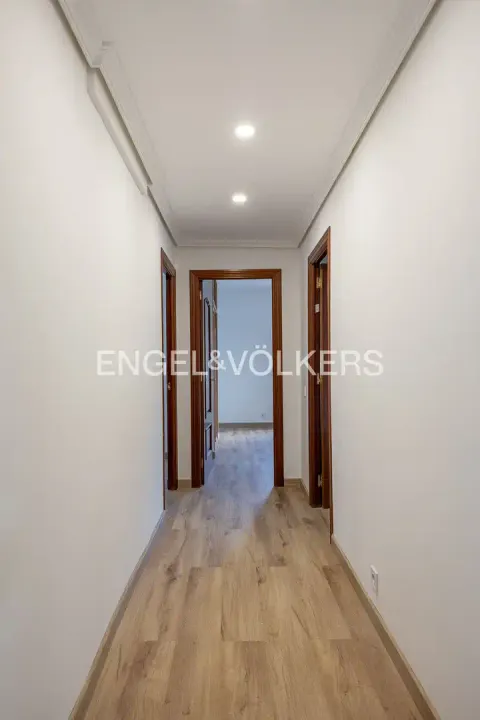 Wohnung 148 m² in Madrid