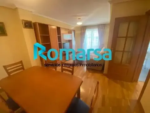 Pis de 90 m² a Àvila