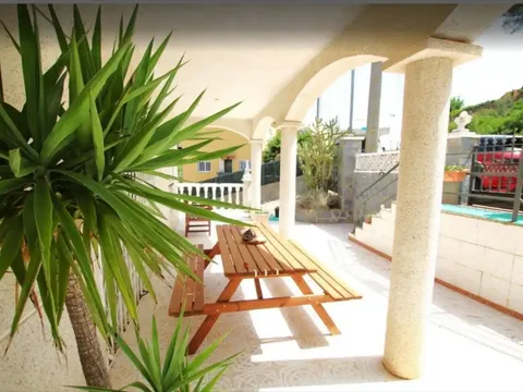 Habitació de lloguer, Olivella