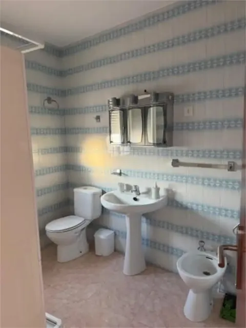Casa de 250 m² a Almadén
