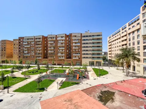 Pis de 79 m² a València