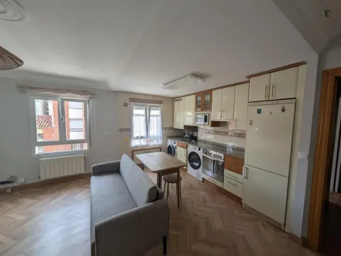 Квартира 80 м² у Бургосі
