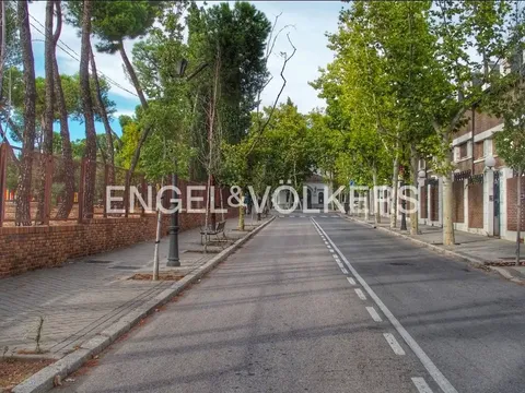 Wohnung 118 m² in Madrid