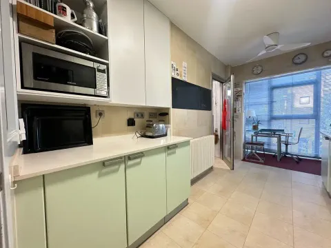Appartamento 109 m² a Santiago de Compostela