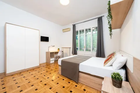 Zimmer zur Miete, Madrid (4/10)
