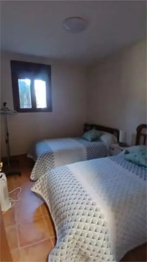House 180 m² in Loporzano