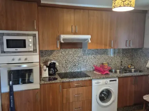 Casa de 120 m² a Viana do Bolo (2/10)
