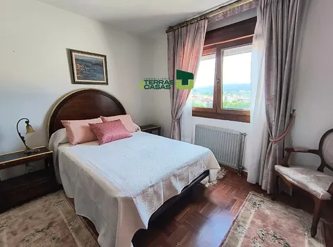 Piso de 110 m² en Pontevedra