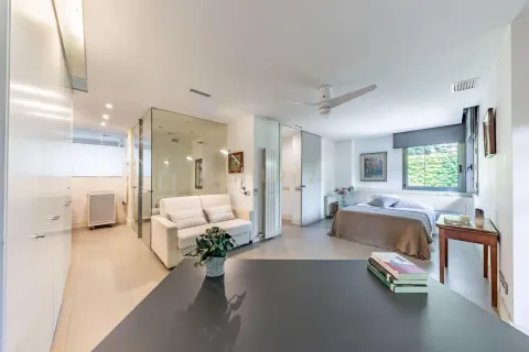 Будинок 238 м² у Sant Cugat del Vallès
