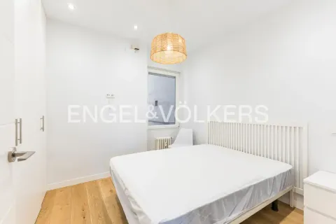 Wohnung 113 m² in Madrid