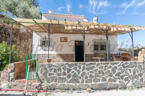 Haus 90 m² in Cómpeta