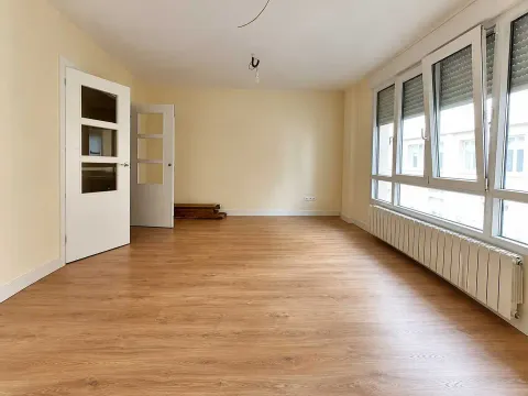 Wohnung 90 m² in Santander