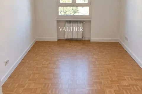 Appartamento 130 m² a Madrid
