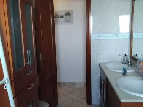 Stanza in affitto, Olivella