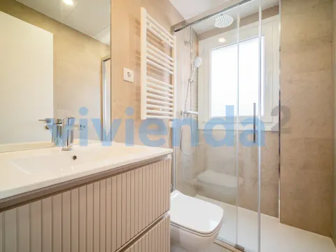 Wohnung 77 m² in Madrid