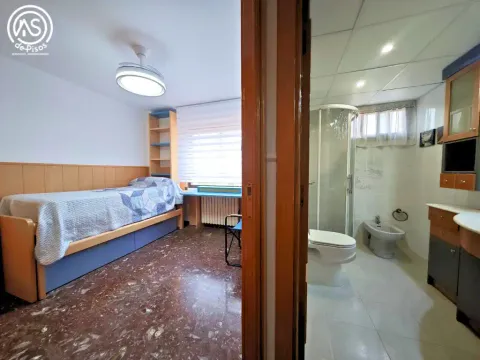 Piso de 165 m² en Zaragoza
