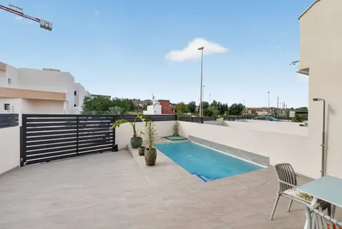 Casa de 210 m² a Rojals
