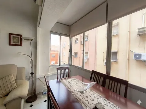 Wohnung 74 m² in Almería