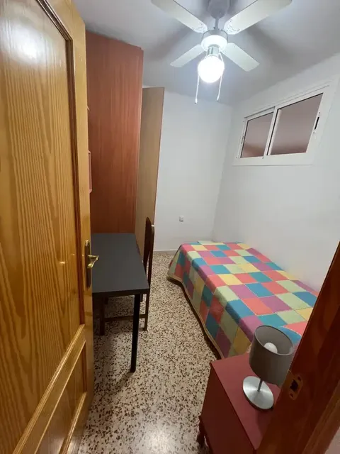 Pis de 100 m² a Almeria
