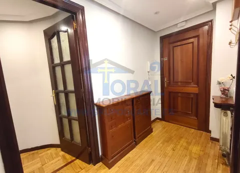 Pis de 89 m² a Gijón