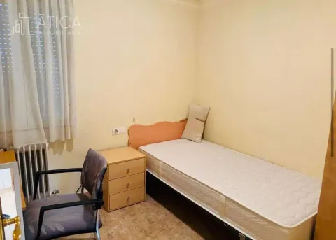 Pis de 80 m² a Salamanca (4/7)