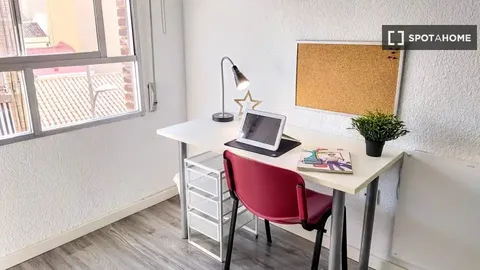 Habitació de lloguer, Burjassot