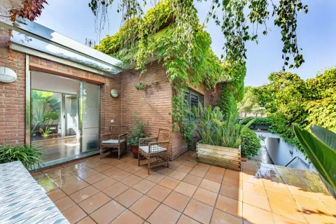 Будинок 238 м² у Sant Cugat del Vallès