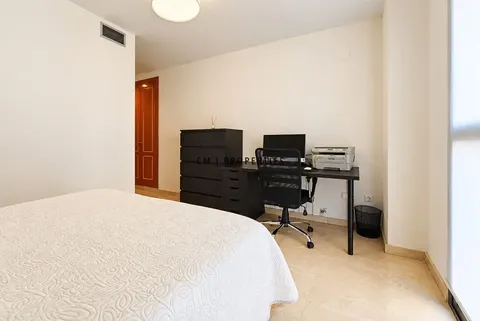 Pis de 128 m² a València
