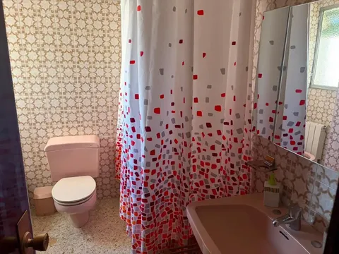 Flat 110 m² in Granada