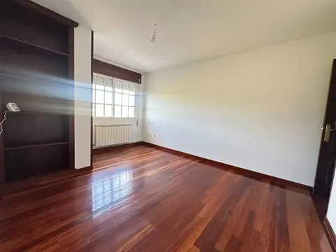 Pis de 350 m² a Santiago de Compostel·la