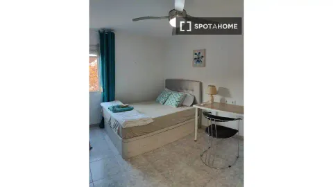 Chambre à louer, Valence